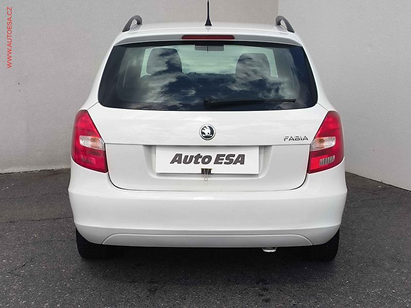 Škoda Fabia (2014) 1.4 MPi, ČR, AC - fotka 5 z 14