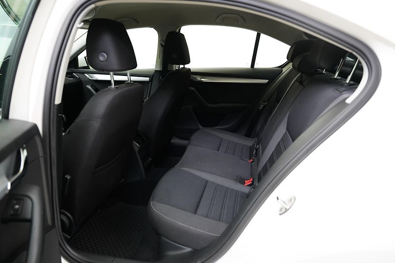 Škoda Octavia - fotka 23 z 24