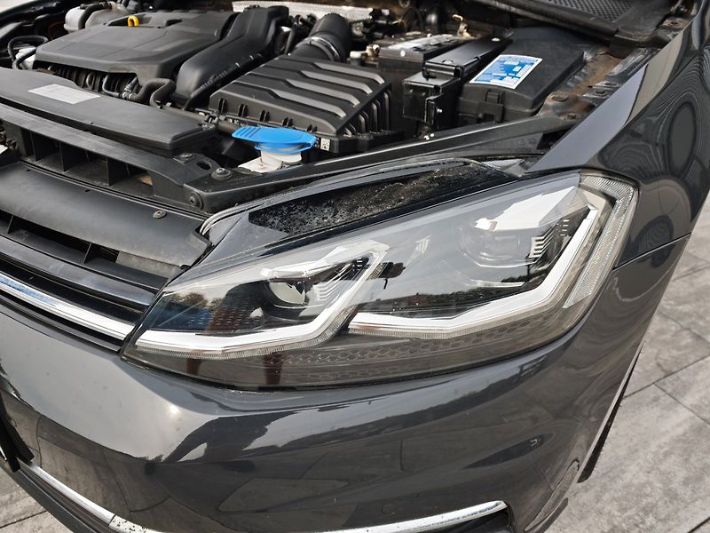 Volkswagen Golf (2019) 1,5 TSI 110 KW Highline - fotka 33 z 33