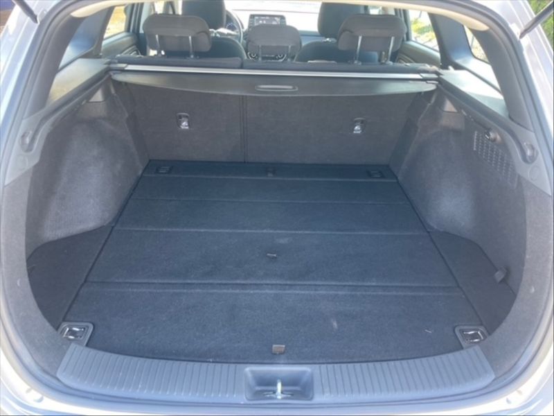 Hyundai i30 1,5 T MHEV Comf kombi - fotka 6 z 11