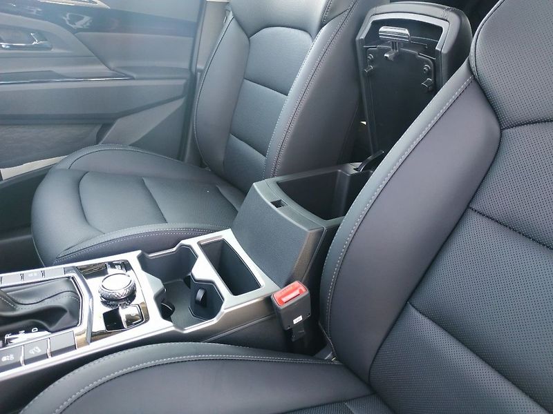 KGM Korando 1.5T, Premium,2WD, AT, SKLADEM - fotka 26 z 27