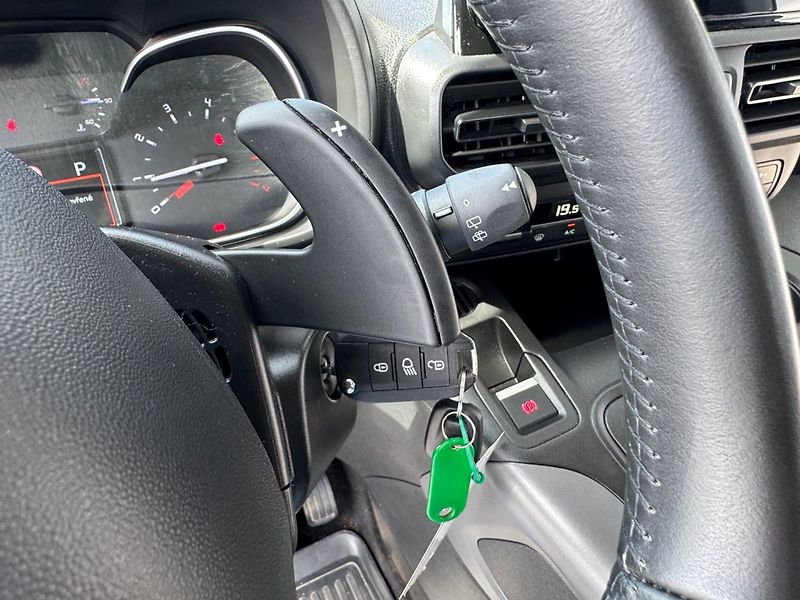 Toyota ProAce City Verso (2021) 1.2, 7míst, automat - fotka 20 z 30