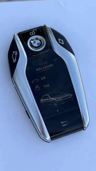 BMW Řada 5 (2016) G30 XDRIVE SPORT-LINE SEDAN CZ - fotka 42 z 44