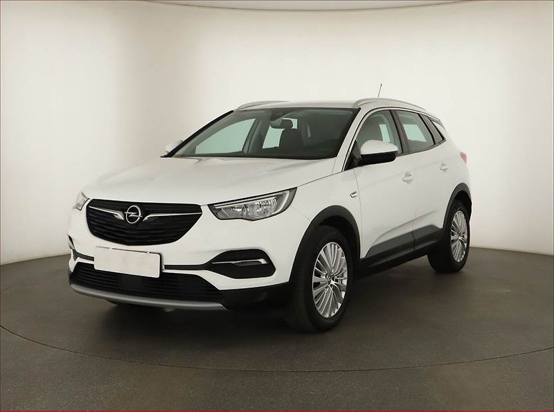 Opel Grandland X (2020) 1.2 Turbo, Automat, Serv.kniha - fotka 2 z 14