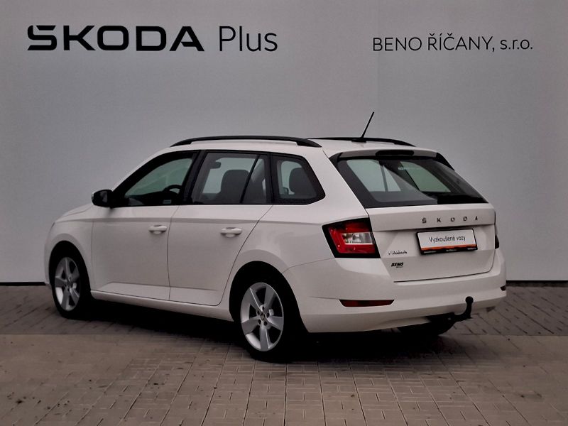 Škoda Fabia (2022) Combi Ambition Plus 1,0TSi 70k - fotka 10 z 32