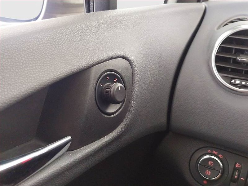 Opel Meriva (2013) Cosmo 1.7 CDTi, Automat - fotka 16 z 19