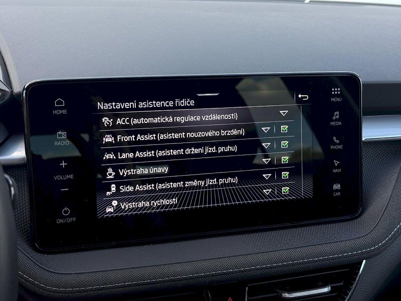 Škoda Fabia (2025) 1.0 TSI 85 kW TopSelection - fotka 18 z 22