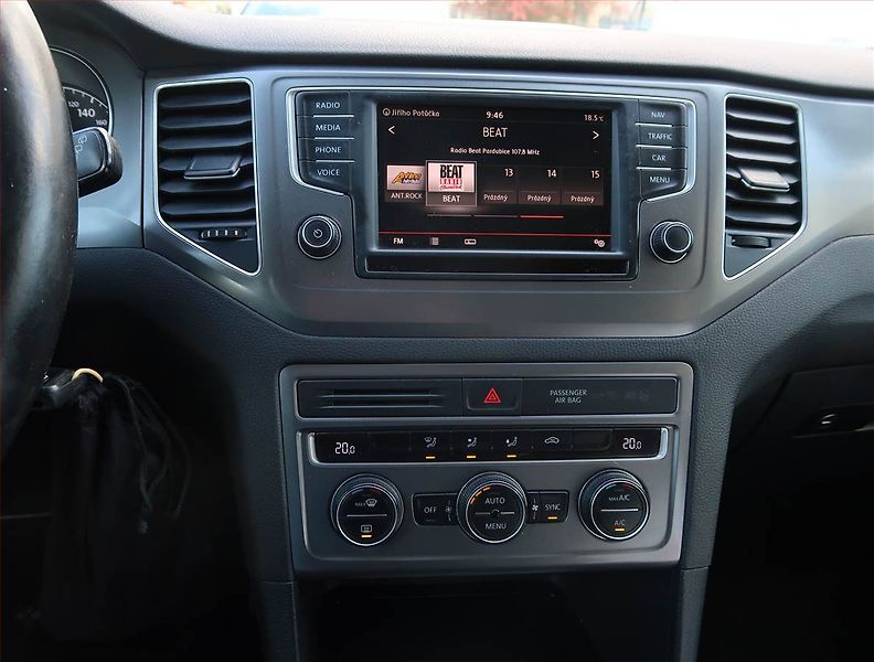Volkswagen Golf Sportsvan (2015) 1.6 TDI, Navi, Tempomat - fotka 12 z 21