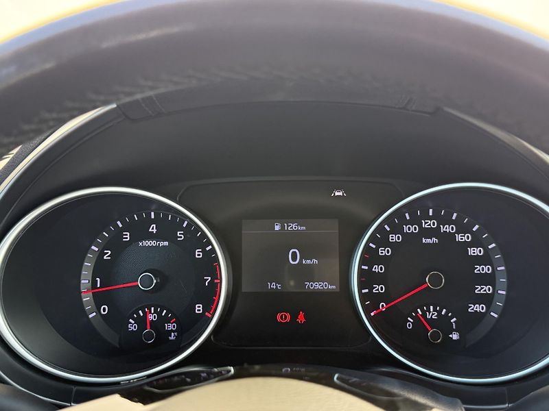 Kia Ceed 1.4 CVVT 73kW COOL - fotka 16 z 21