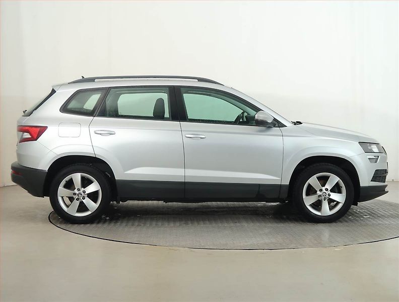Škoda Karoq (2019) 1.6 TDI, Serv.kniha, Tempomat - fotka 6 z 14