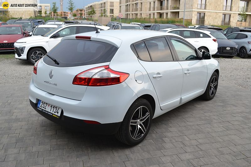 Renault Mégane 1.6i-16V 81kW LIFE - fotka 5 z 42