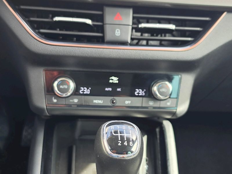 Škoda Scala (2023) 1,0TSI 81KW STYLE - fotka 16 z 34