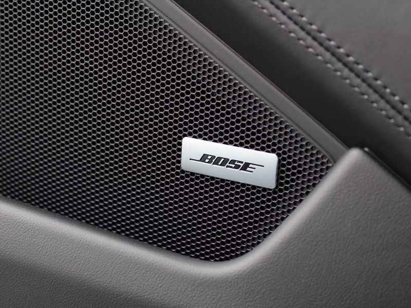 Porsche 911 (2026) Carrera 4S Lift InnoDrive BOSE - fotka 28 z 30