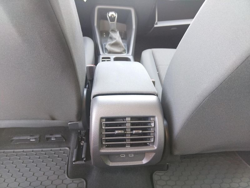 Volkswagen Caddy (2026) 2,0 TDI 4Motion - fotka 22 z 28