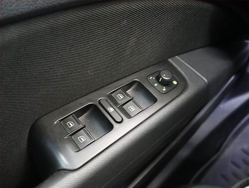 Škoda Superb (2014) Greenline 1.6 TDI, Navi - fotka 18 z 22