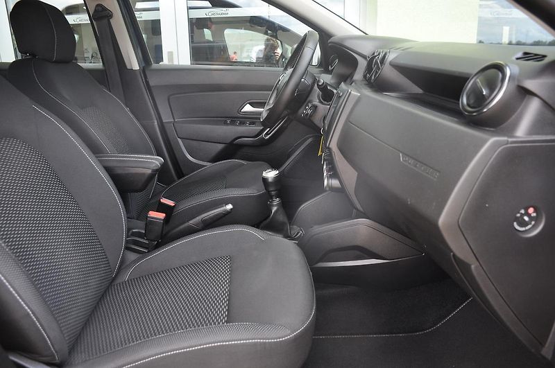 Dacia Duster 1.5dCi NAVI AC - fotka 18 z 34
