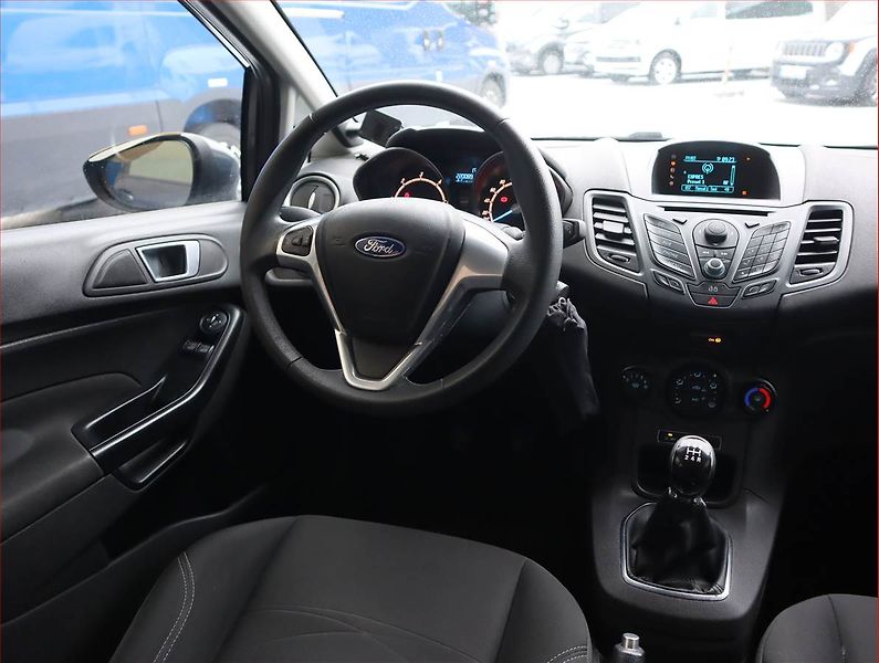 Ford Fiesta (2013) 1.6 TDCi, Serv.kniha, nová STK - fotka 7 z 15