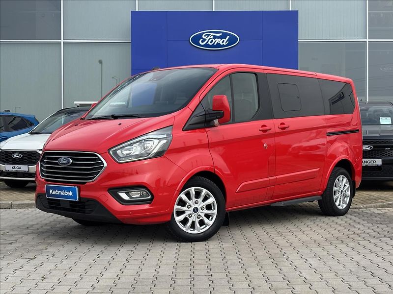 Ford Tourneo Custom 2,0 EcoBlue 125Wk Titanium L1 - fotka 1 z 37