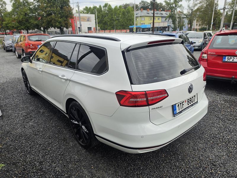 Volkswagen Passat 2.0 TDI DSG Night Paket  - fotka 3 z 24