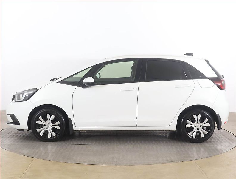 Honda Jazz (2022) 1.5 e:HEV, Automat, Serv.kniha - fotka 3 z 17