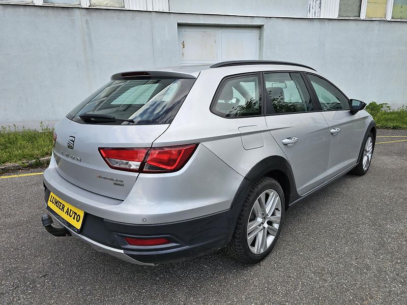 Seat Leon (2015) 1.6TDI 4X4 TAŽNÉ  - fotka 5 z 17