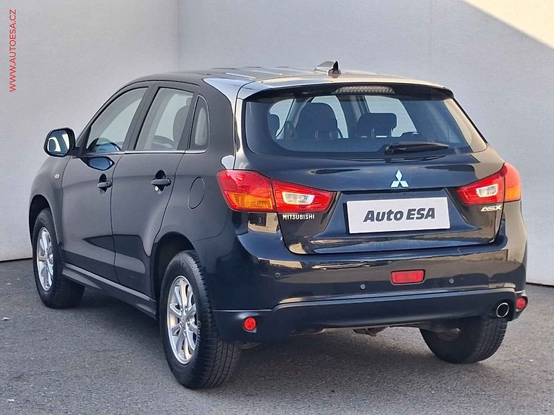 Mitsubishi ASX (2017) 1.6 MIVEC, ČR, AC, temp - fotka 6 z 15