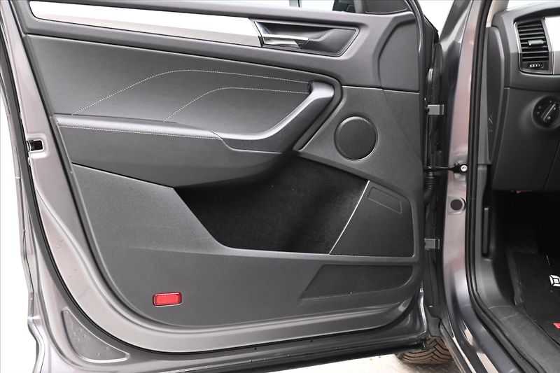 Škoda Kodiaq 2,0 TDI 110 kW DSG NAVI TAŽNÉ - fotka 24 z 31
