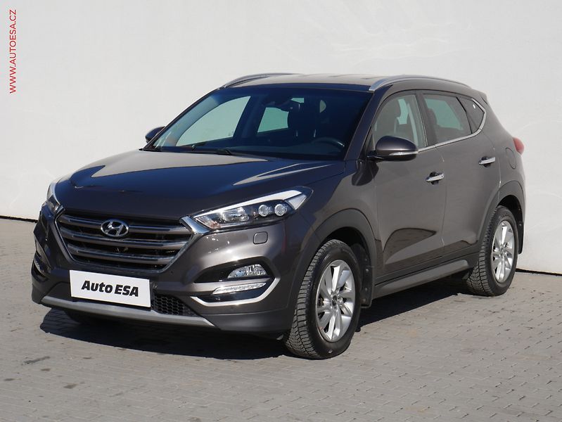 Hyundai Tucson (2016) 2.0CRDi 4x4, 1.maj,ČR, Navi - fotka 3 z 19