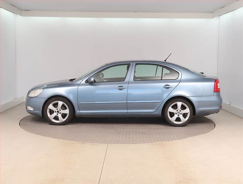 Škoda Octavia (2011) 1.8 TSI, Serv.kniha, Tempomat - fotka 3 z 15