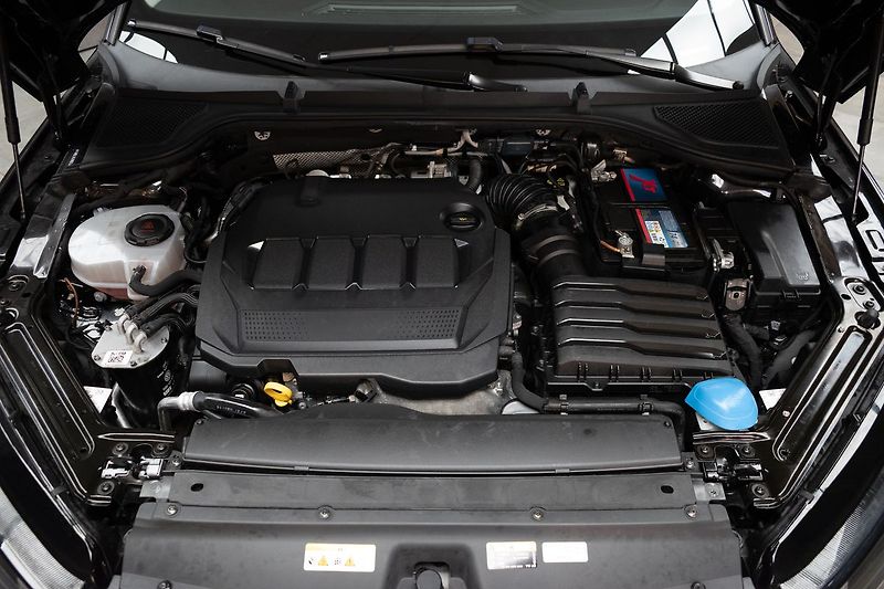 Škoda Octavia 2.0 TDI KAMERA*KESSY*ACC*DPH* - fotka 35 z 39