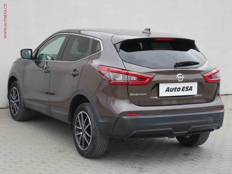 Nissan Qashqai (2018) 1.6DiG-T, ČR, Acenta - fotka 6 z 18