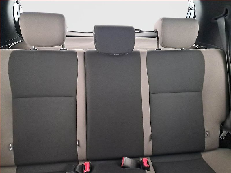 Toyota Yaris (2016) 1.33 Dual VVT-i, ČR,1.maj - fotka 10 z 19