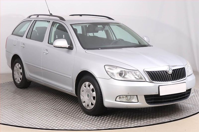 Škoda Octavia (2009) 2.0 TDI, Automat, Tempomat - fotografie inzerátu