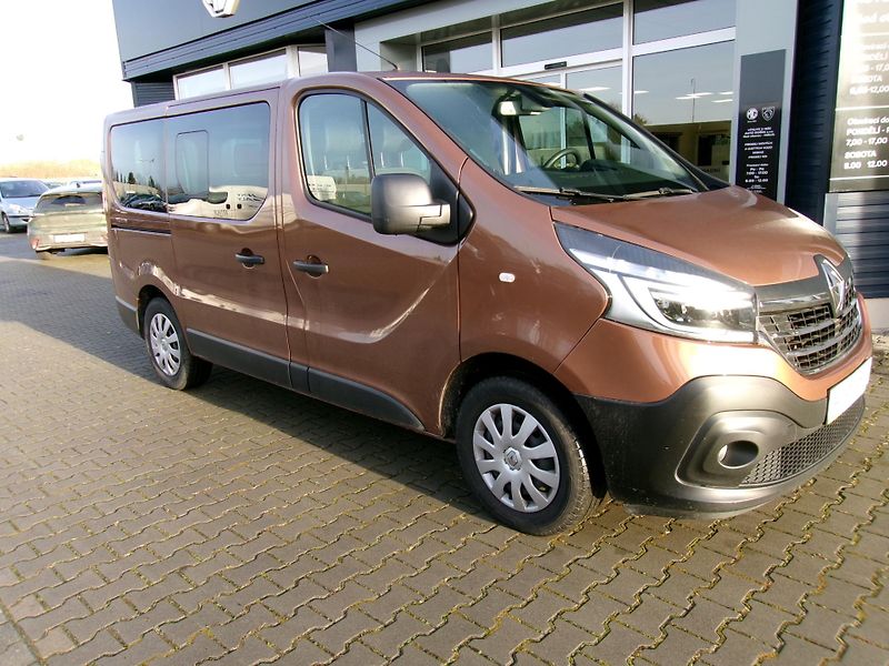 Renault Trafic 2.0 dCi 6míst - fotografie inzerátu