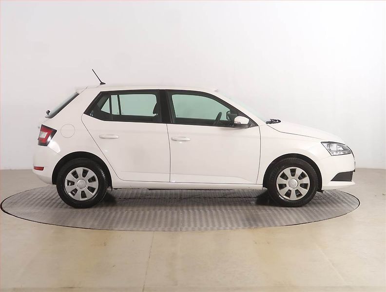 Škoda Fabia (2018) 1.0 - fotka 6 z 14