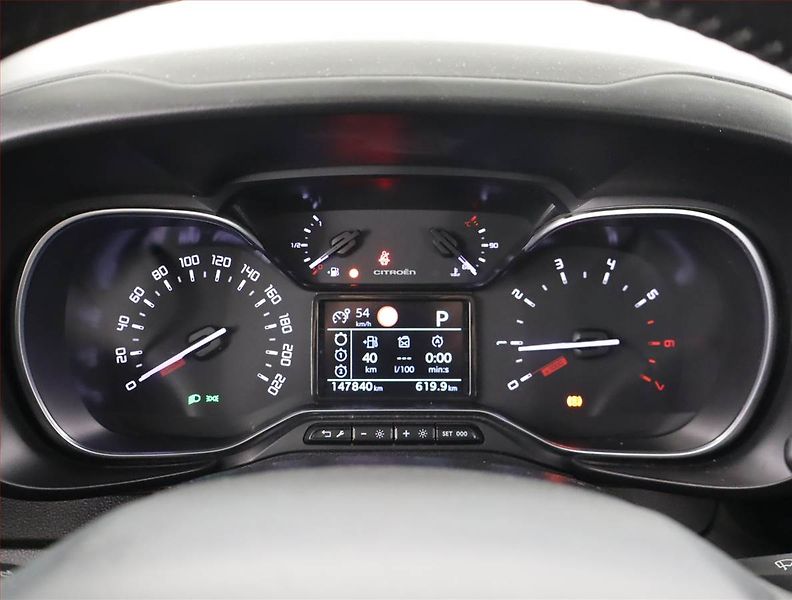 Citroën Berlingo (2019) Shine 1.5 BlueHDi, 5Míst, ČR - fotka 11 z 20