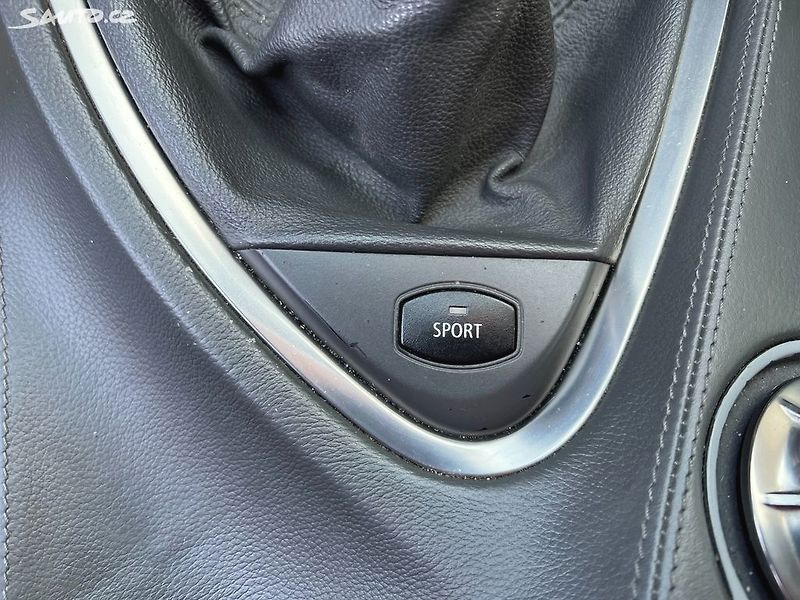 BMW Řada 6 3.0i manuál - fotka 22 z 26