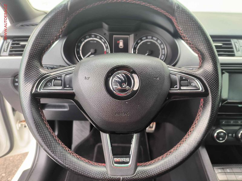 Škoda Octavia (2014) 2.0 TDi, ČR, RS, DSG, bixen - fotka 14 z 20