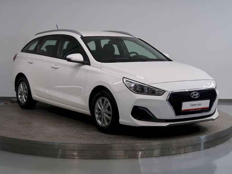 Hyundai i30 (2018) 1.6CRDI 85kW - fotka 6 z 29