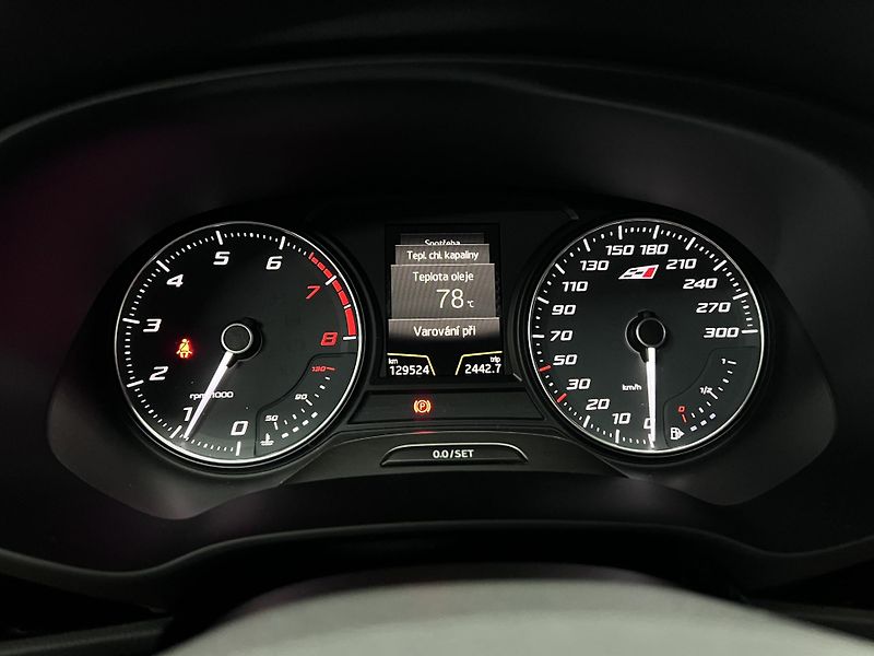 Seat Leon Cupra 300, 221 kW, REZERVACE - fotka 21 z 34