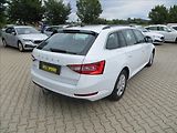 Škoda Superb 2,0 TDI Ambition DSG TAŽNÉ ČR - náhled 10