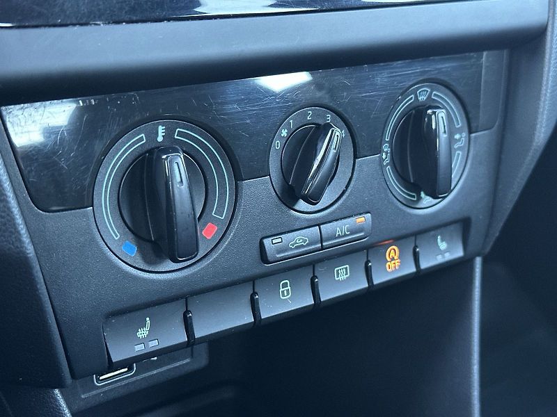 Škoda Rapid (2018) 1.0 TSI Ambition + - fotka 15 z 28