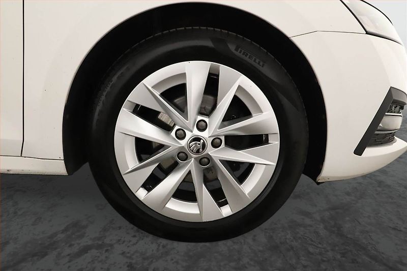 Škoda Octavia (2020) Style 2.0 TDI, ČR,1.maj - fotka 12 z 19