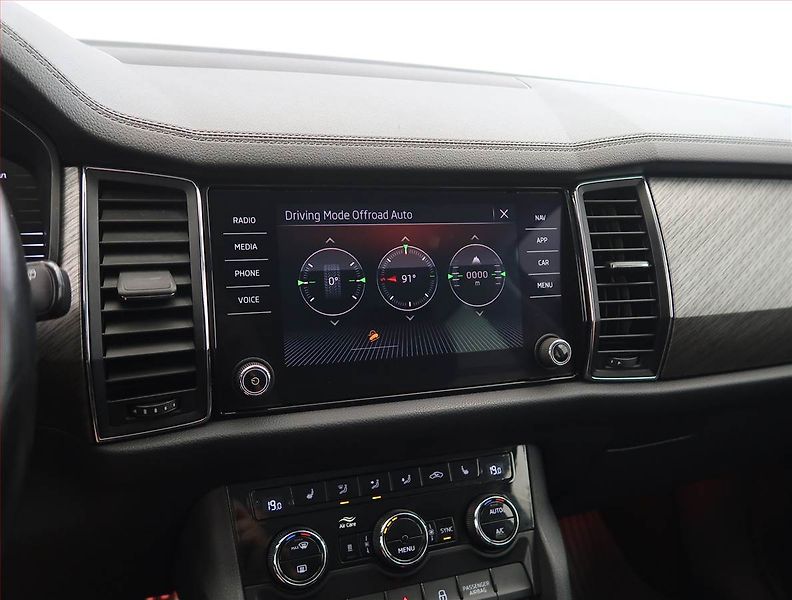 Škoda Kodiaq (2022) Style 2.0 TSI, digi klima - fotka 19 z 29
