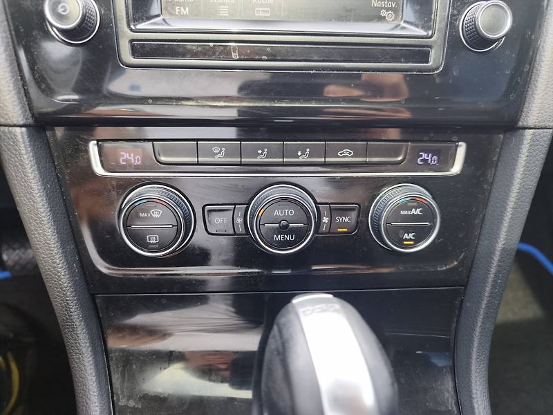 Volkswagen Golf (2014) - fotka 19 z 42
