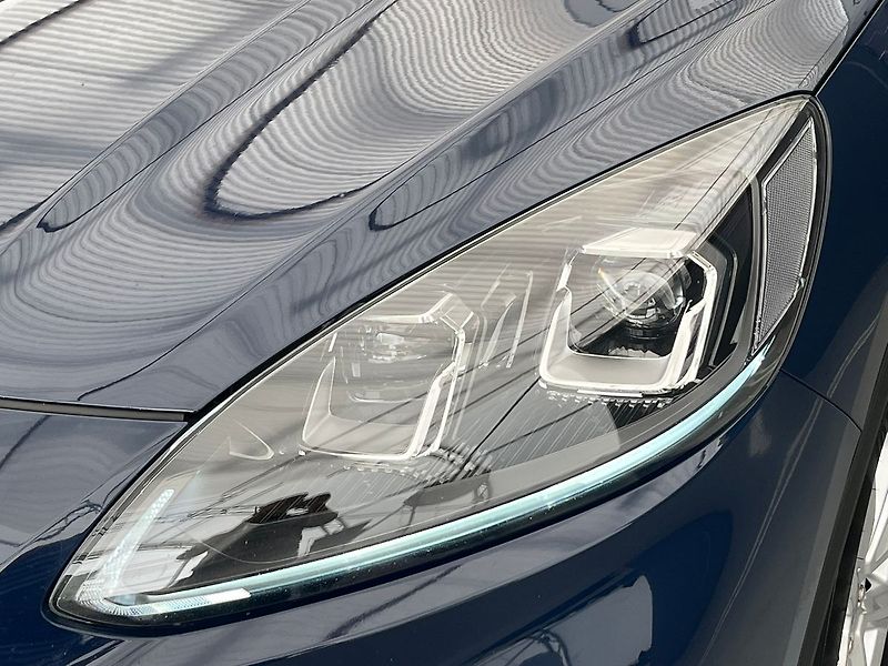 Ford Kuga 2.5 HEV 4x4 TITANIUM - fotka 38 z 78