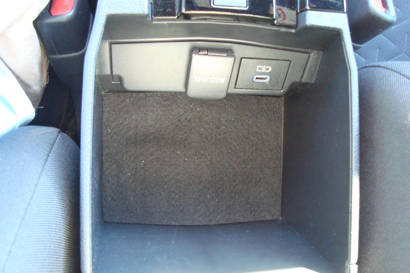 Toyota Corolla (2023) 1.8i Hybrid,ČR,1,Maj. - fotka 55 z 78