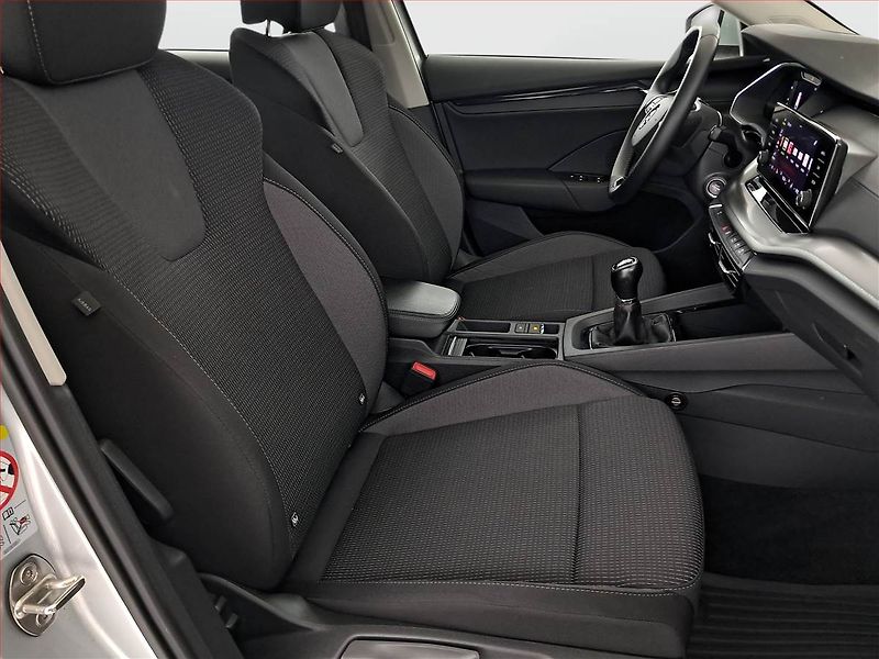 Škoda Octavia (2022) Ambition 2.0 TDI, ČR,1.maj - fotka 9 z 16