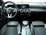 Mercedes-Benz Třídy A (2020) 1.5d 180 d, ČR, AT, LED - náhled 8