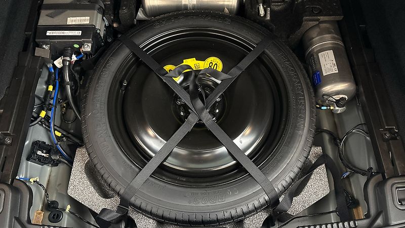 Volvo XC60 2.0 B5 AUT AWD Inscription - fotka 20 z 35